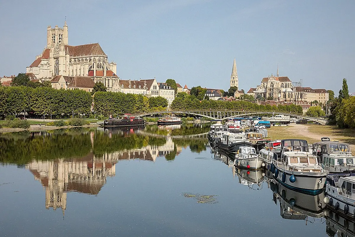 Auxerre vue depuis l'espace public