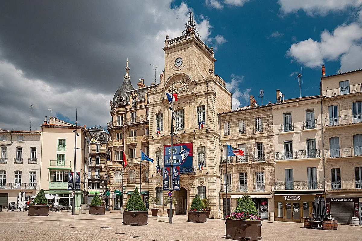 Béziers vue depuis l'espace public