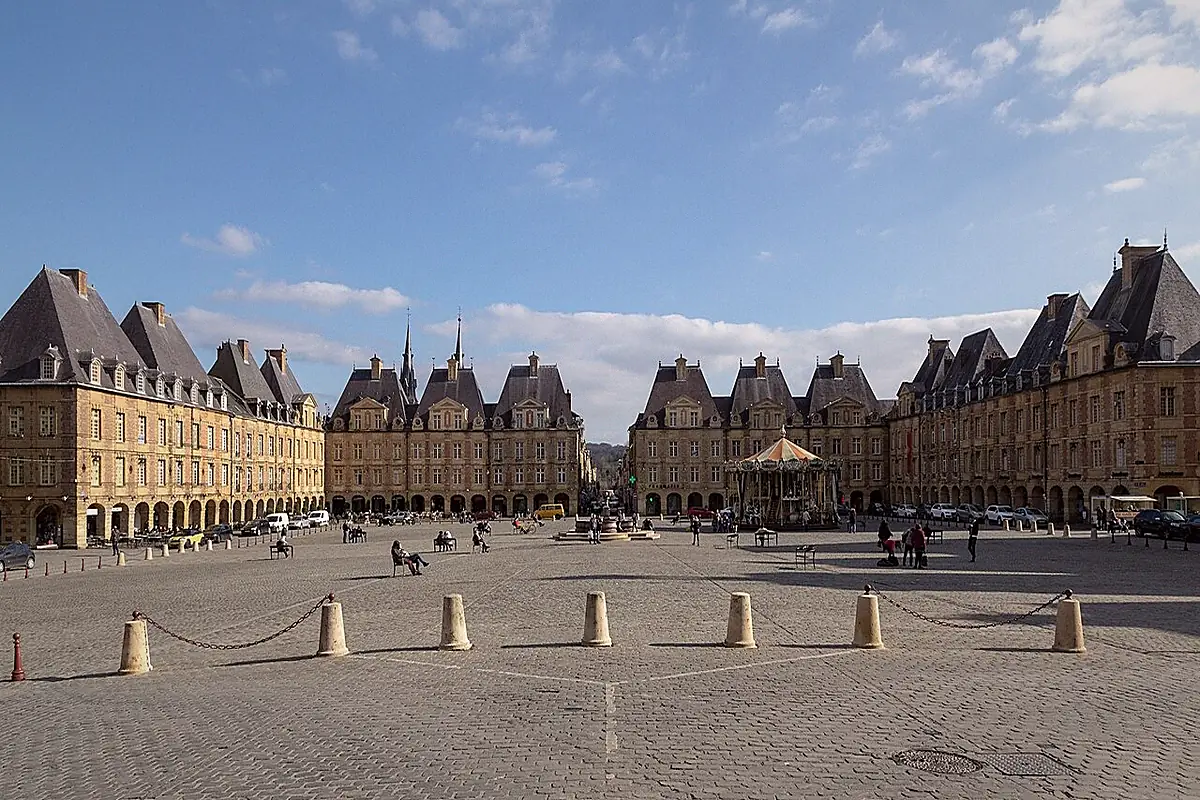 Charleville-Mézières vue depuis l'espace public